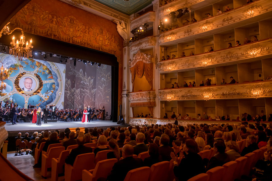 Поддержка национальной оперной премии «Онегин»